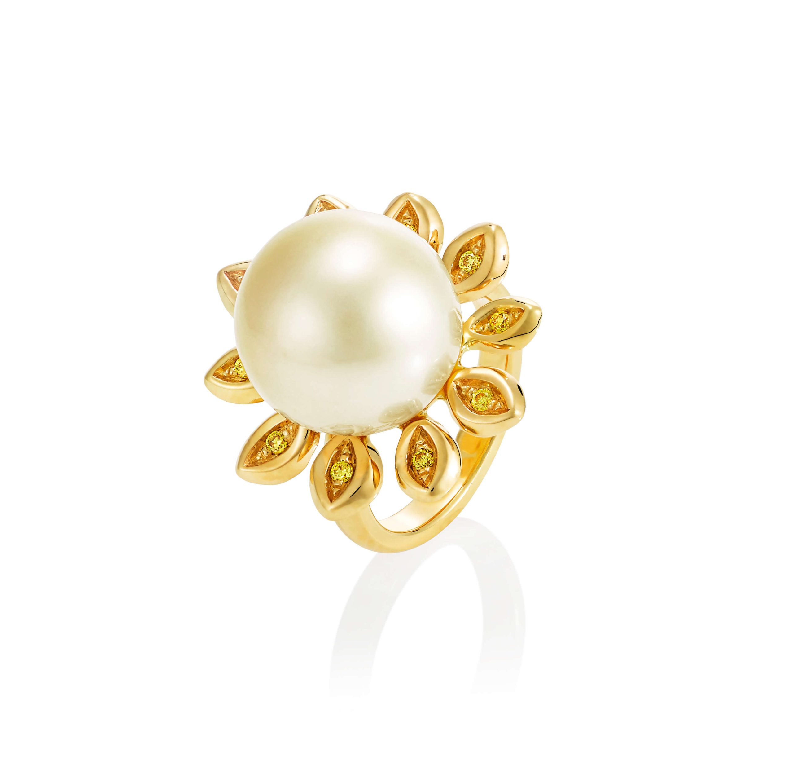 Gold South Sea Pearl and Yellow Diamond Ring - Image 3