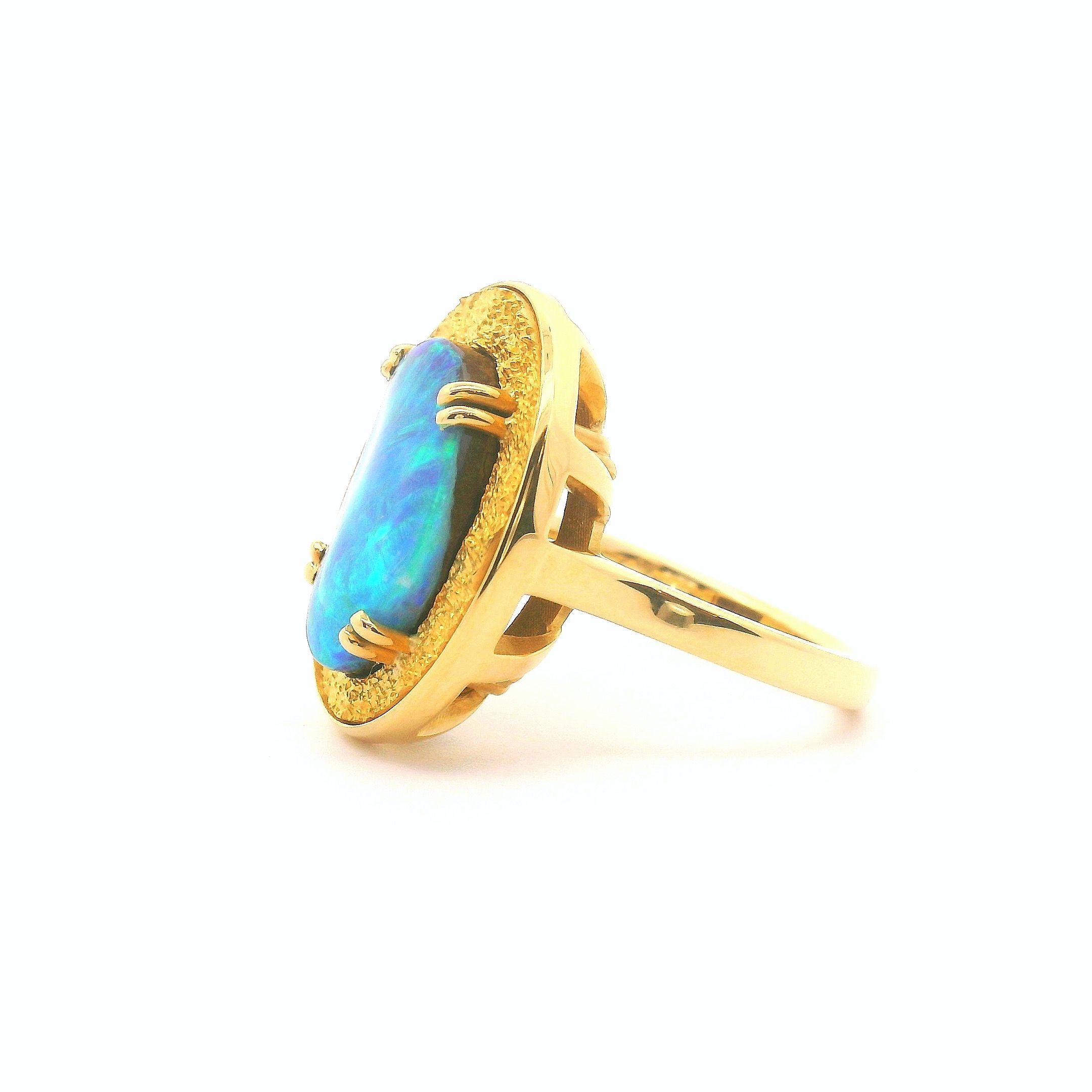 Boulder Opal Ring with 22ct Gold - Image 2